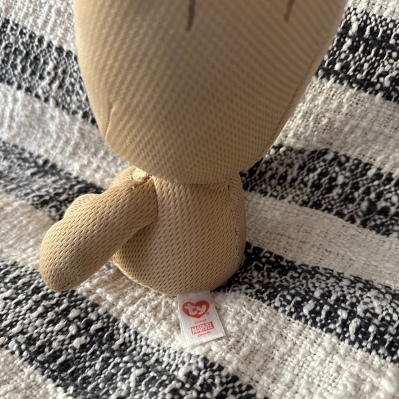 Marvel's Guardians of the Galaxy, TY Beanie Babies 7" Baby Groot - Picture 2 of 3